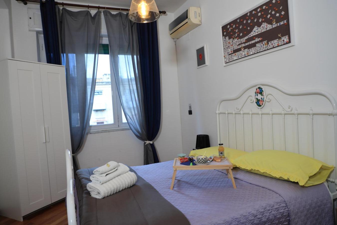 Bed and Breakfast Bernadette Napoli Esterno foto