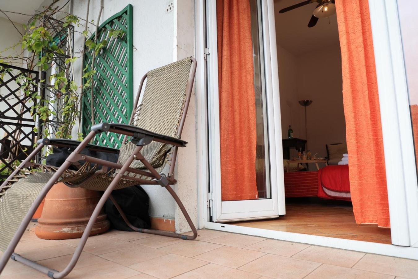 Bed and Breakfast Bernadette Napoli Esterno foto