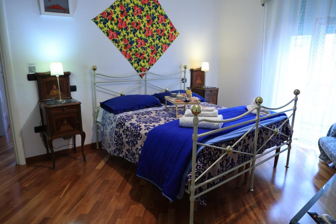 Bed and Breakfast Bernadette Napoli Esterno foto