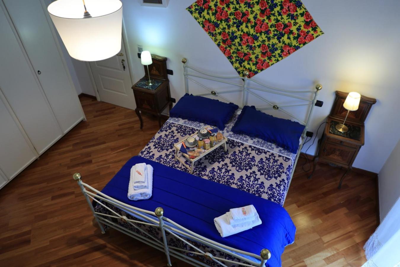 Bed and Breakfast Bernadette Napoli Esterno foto
