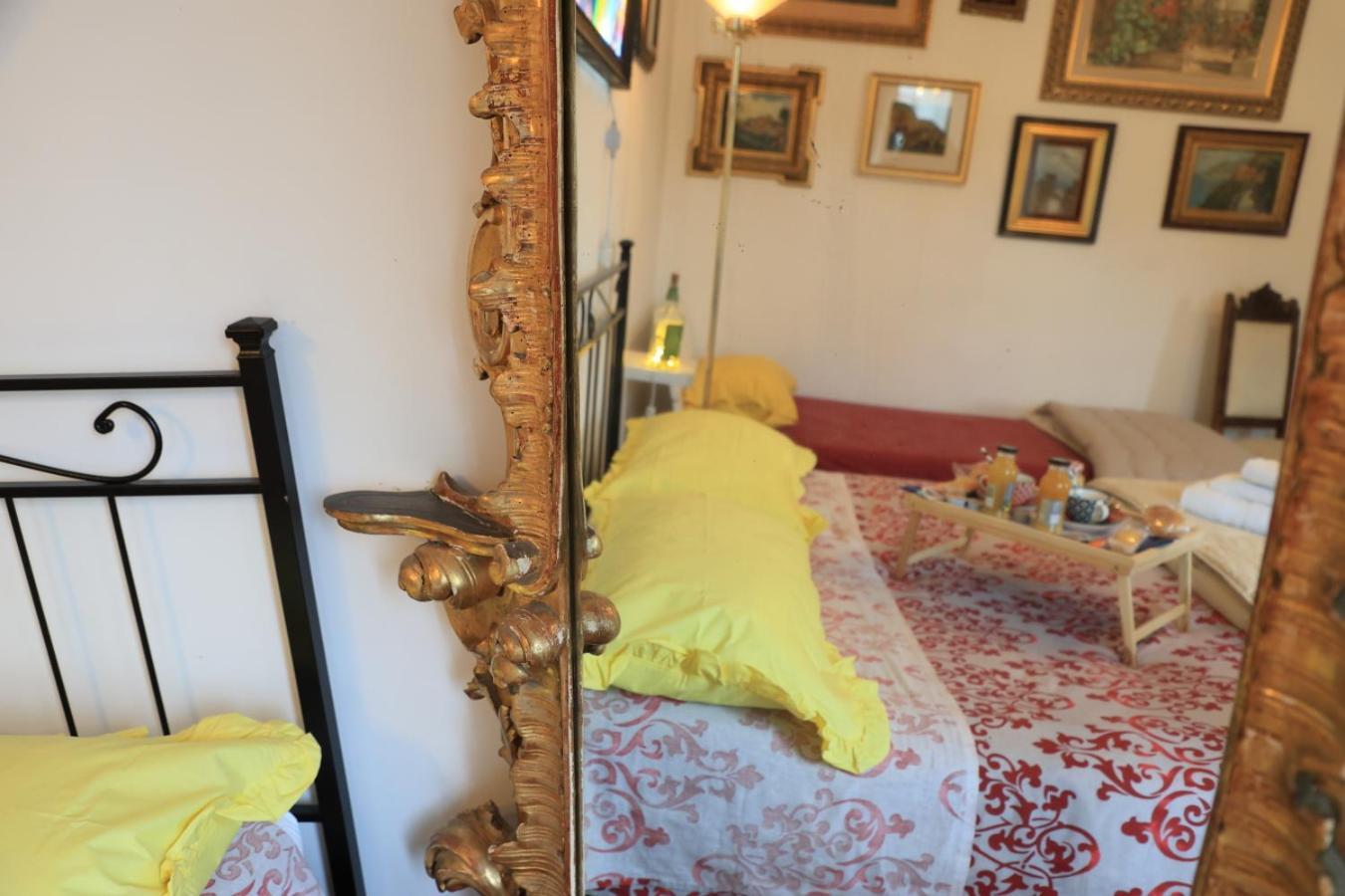 Bed and Breakfast Bernadette Napoli Esterno foto