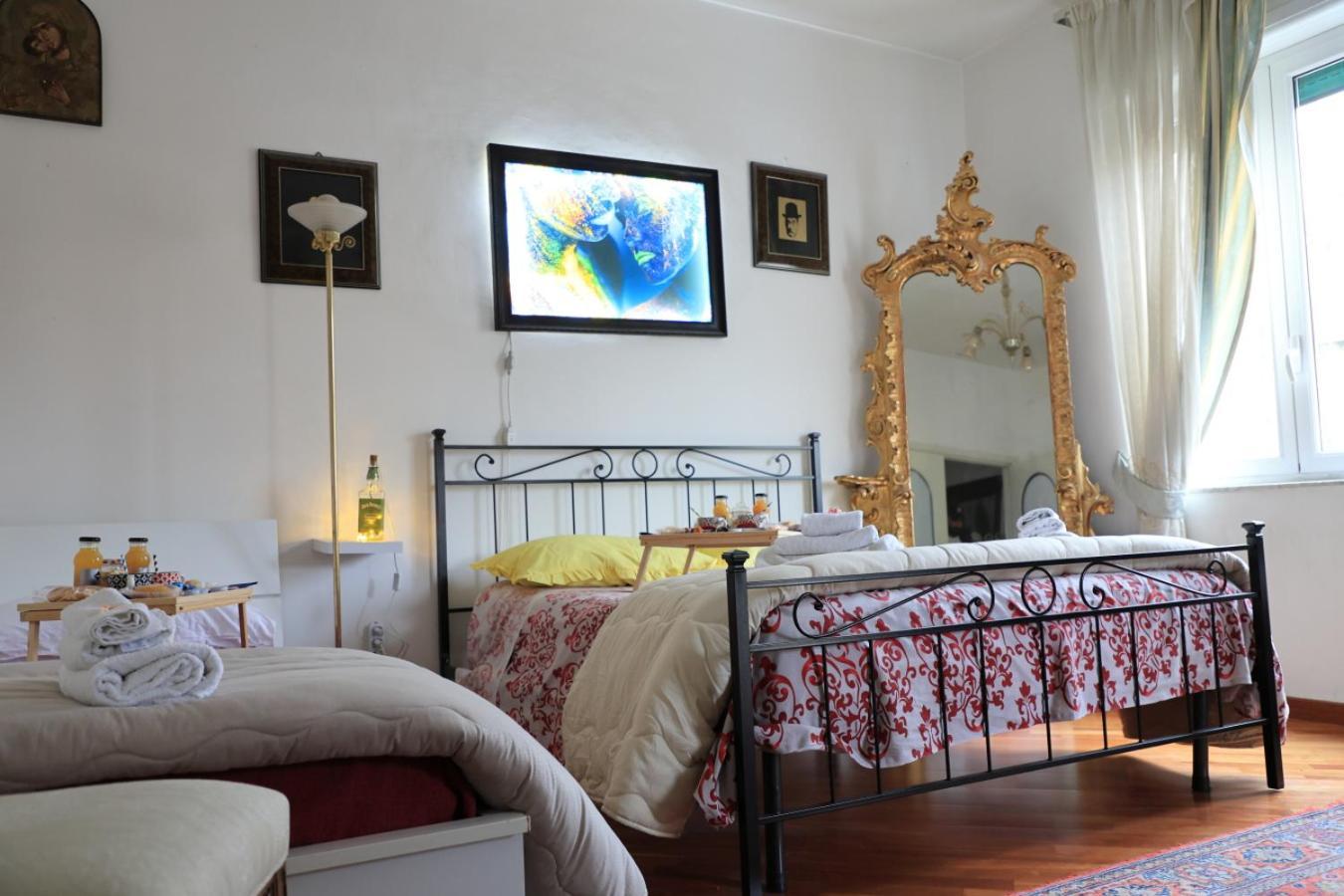 Bed and Breakfast Bernadette Napoli Esterno foto